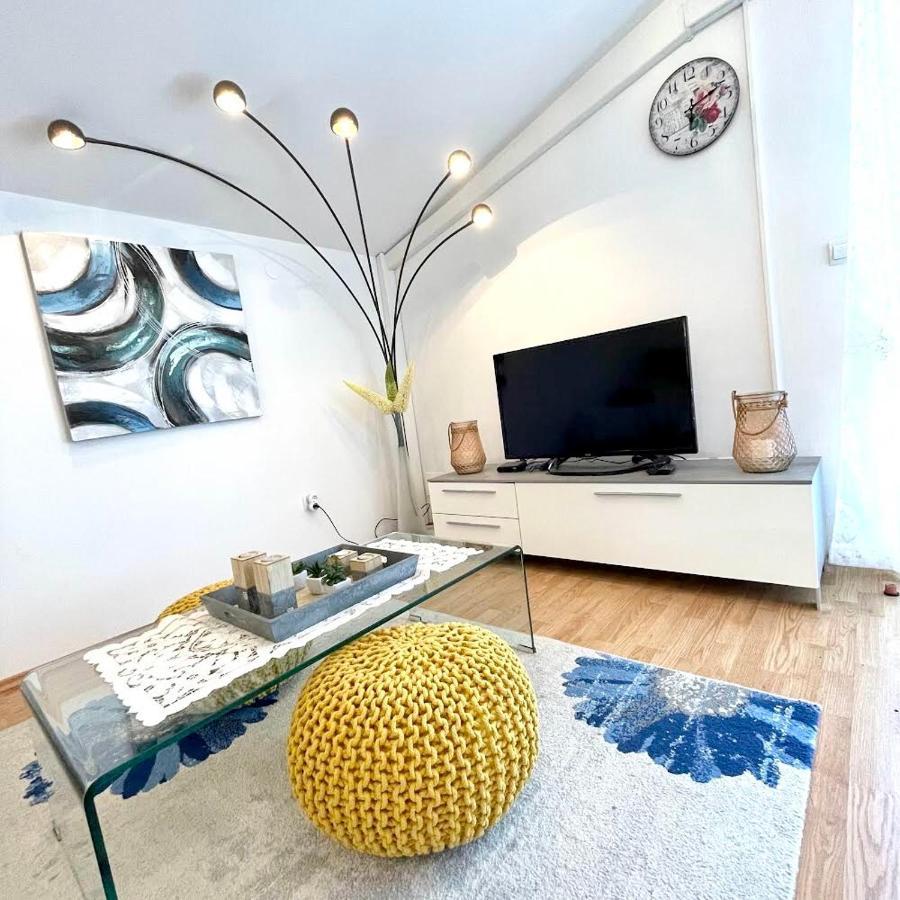 Dalmatian Village Charm - Spacious Villa With Pool Near Trogir Primorski Dolac Exterior photo